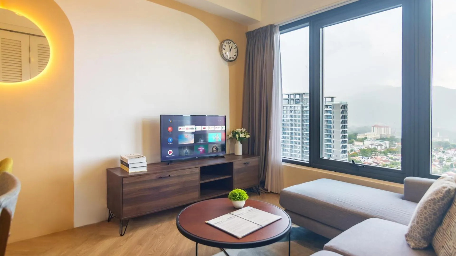❈ Tropicana 218 By Alv Suites ❈ George Town 0*,
