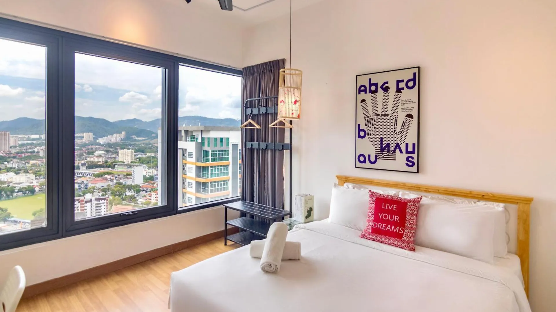 ❈ Tropicana 218 By Alv Suites ❈ George Town